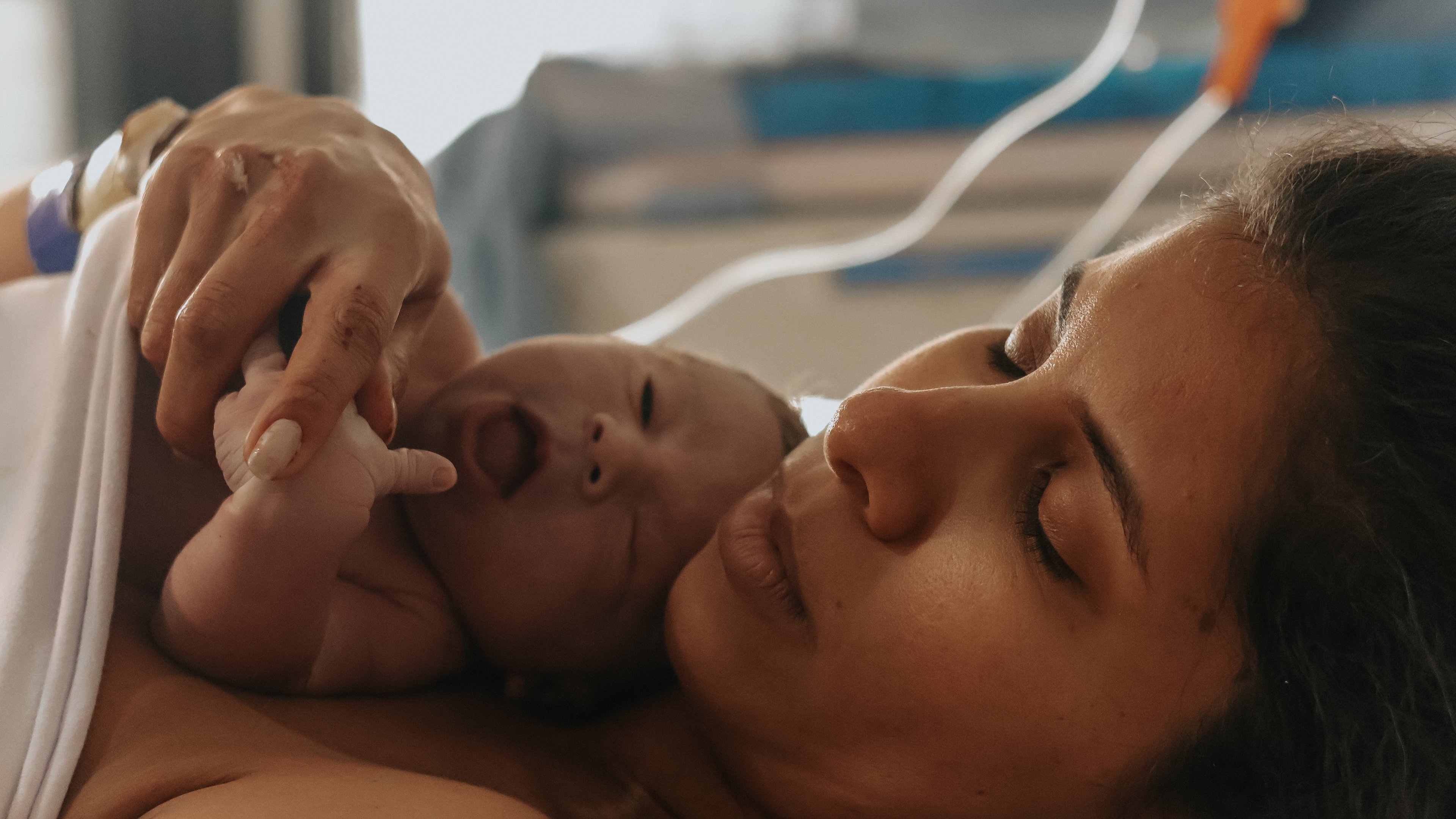 O carinho dos pais sobre o bebê